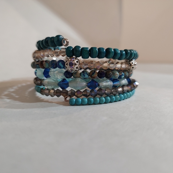 Memory Wire Bracelet - Picture 5 of 7